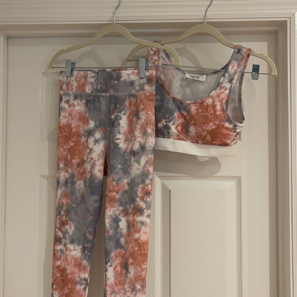 Jogger Set - Picture 5 of 6